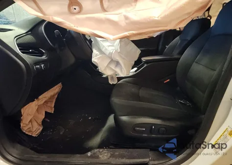 2016 Chevrolet Malibu Ls z USA, uszkodzony, nr VIN 1G1ZC5ST3GF222812